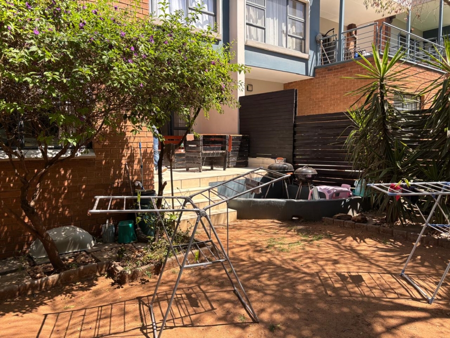 3 Bedroom Property for Sale in Greenstone Gate Gauteng