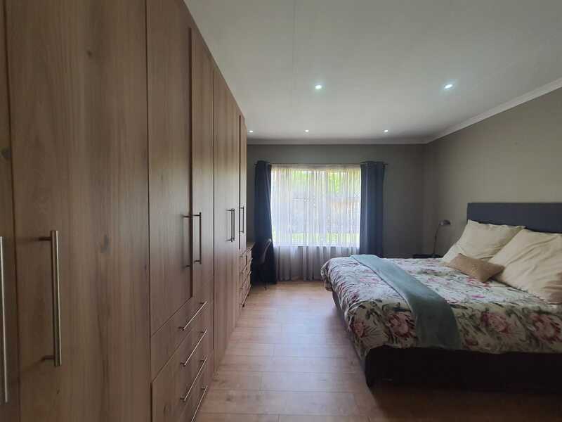 4 Bedroom Property for Sale in Vanderbijlpark SW 5 Gauteng