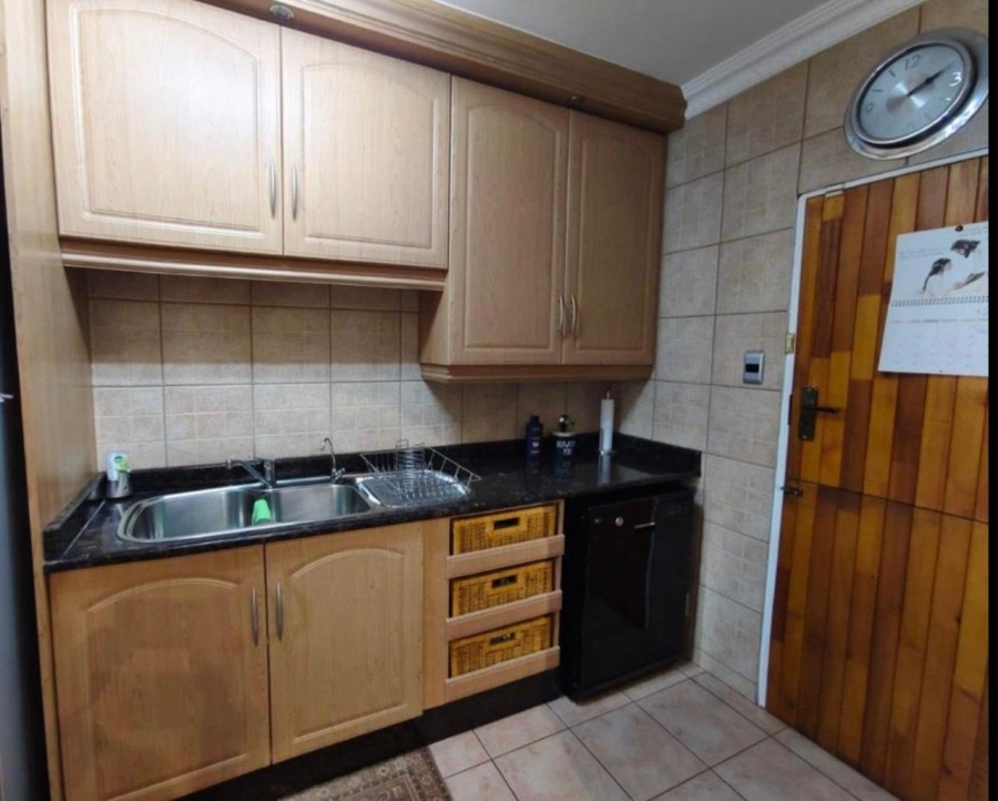 4 Bedroom Property for Sale in Kenleaf Gauteng