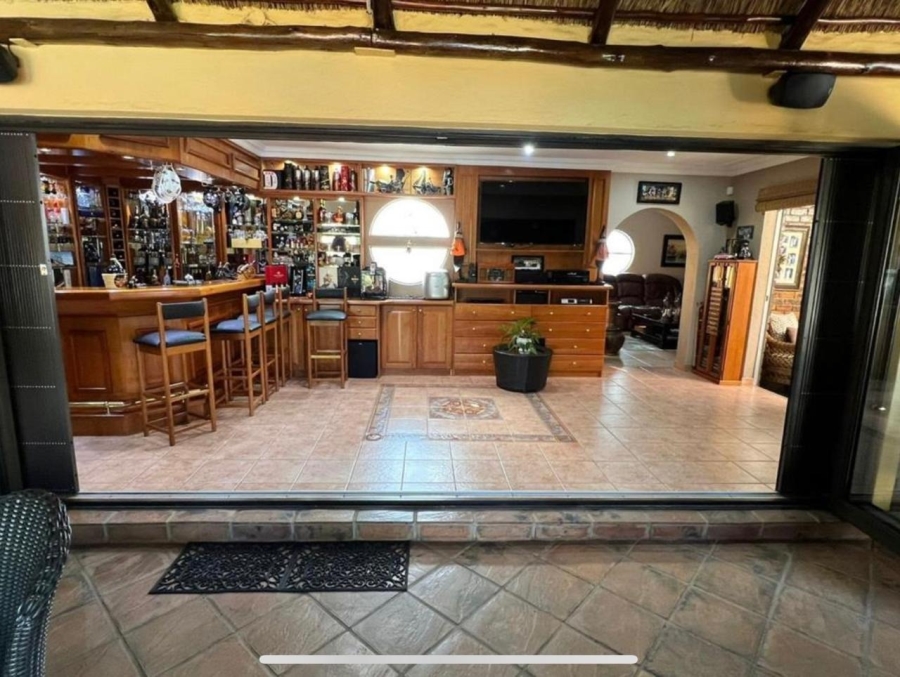 4 Bedroom Property for Sale in Kenleaf Gauteng