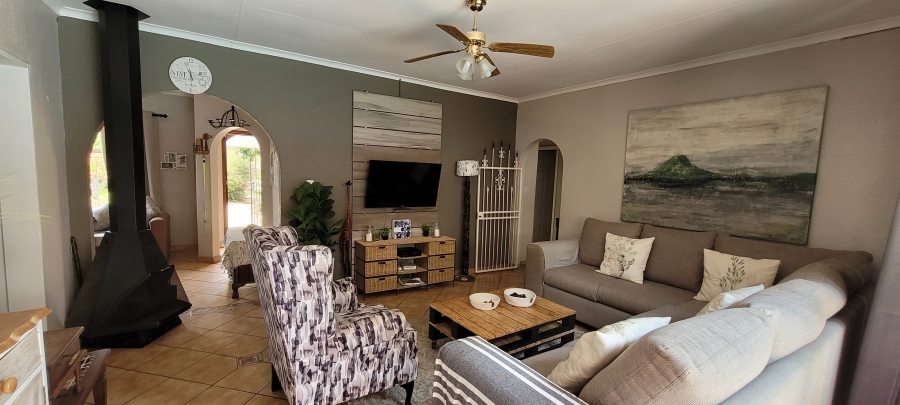 3 Bedroom Property for Sale in Goedeburg Gauteng