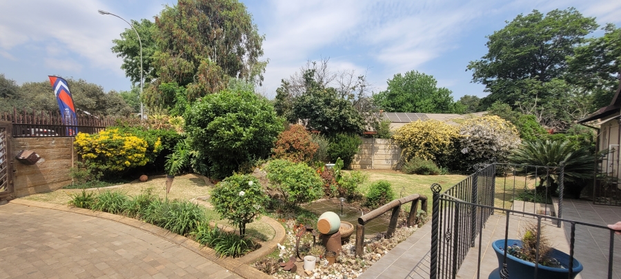 3 Bedroom Property for Sale in Goedeburg Gauteng