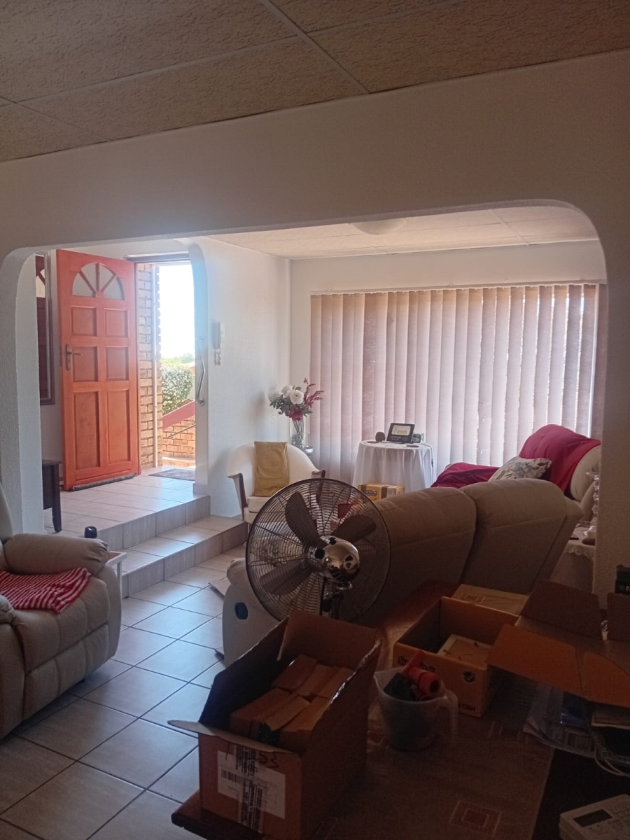 3 Bedroom Property for Sale in Noordkruin Gauteng