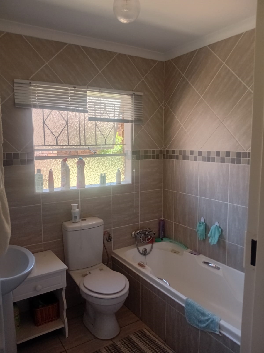 3 Bedroom Property for Sale in Noordkruin Gauteng