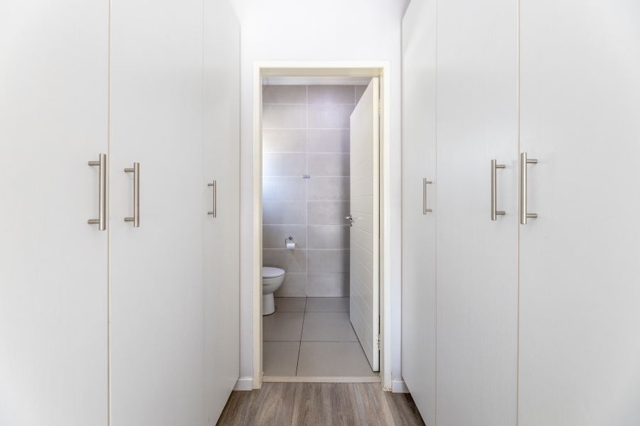 2 Bedroom Property for Sale in Bryanston Gauteng