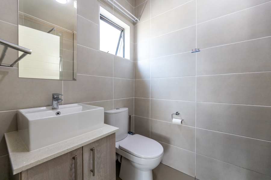 2 Bedroom Property for Sale in Bryanston Gauteng