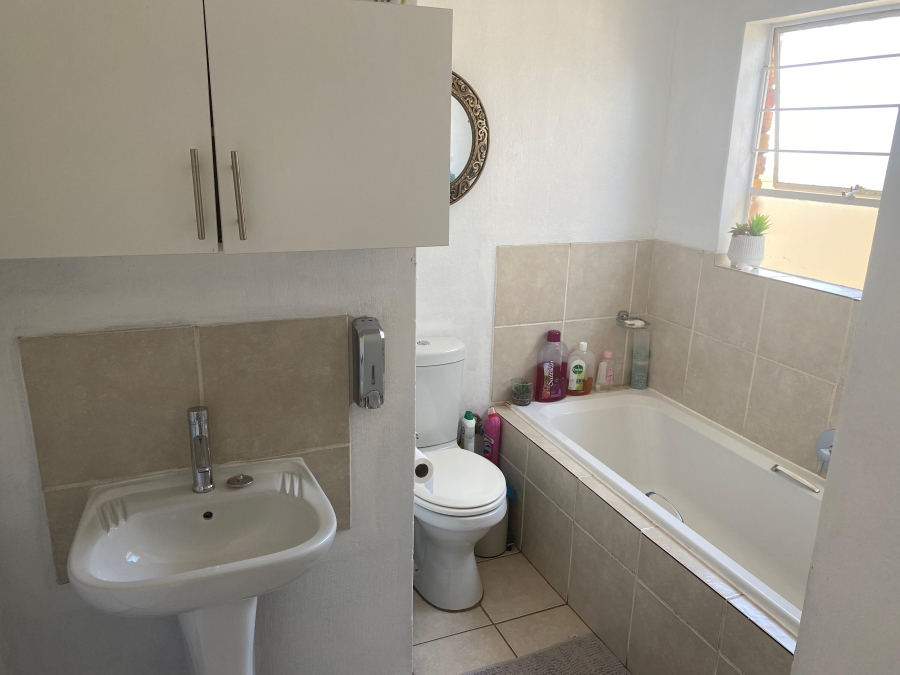 3 Bedroom Property for Sale in Sharon Park Gauteng