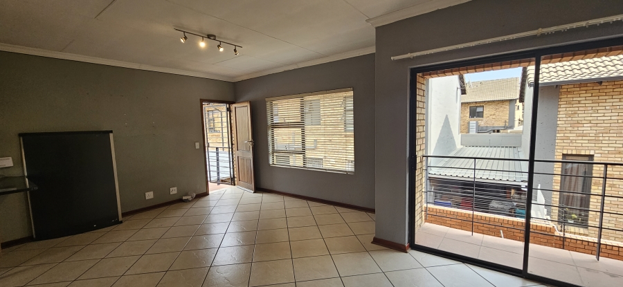 2 Bedroom Property for Sale in Meyersdal Gauteng
