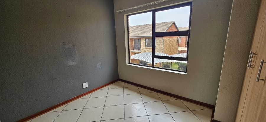 2 Bedroom Property for Sale in Meyersdal Gauteng