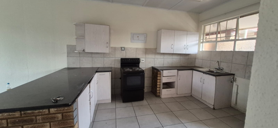 2 Bedroom Property for Sale in Impala Park Gauteng
