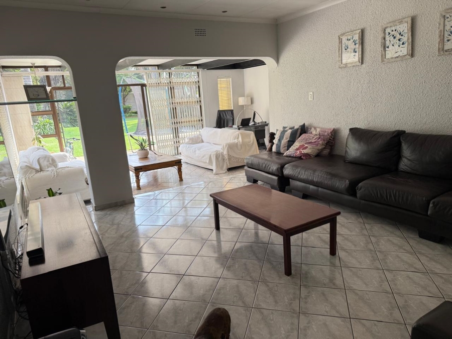 4 Bedroom Property for Sale in Brackenhurst Gauteng