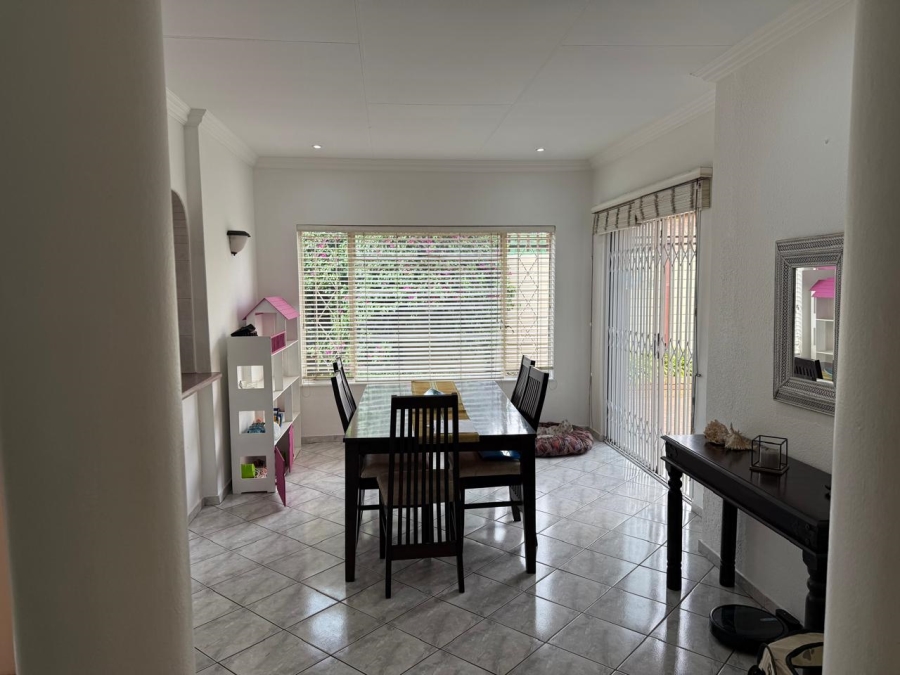 4 Bedroom Property for Sale in Brackenhurst Gauteng