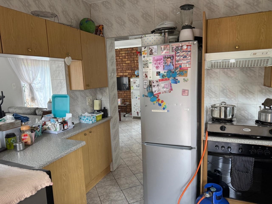 4 Bedroom Property for Sale in Brackenhurst Gauteng