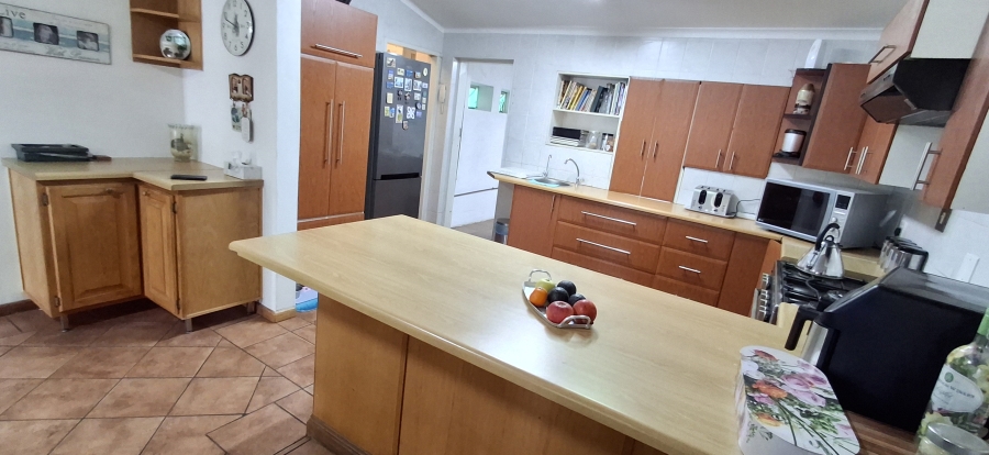 3 Bedroom Property for Sale in Sinoville Gauteng