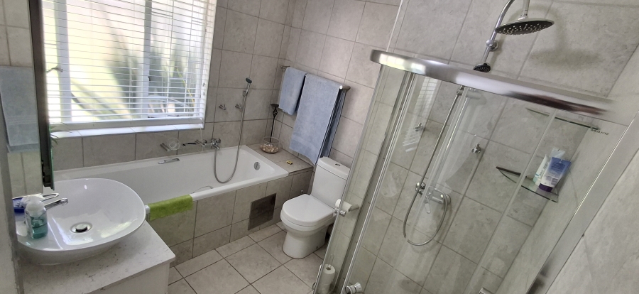 3 Bedroom Property for Sale in Sinoville Gauteng