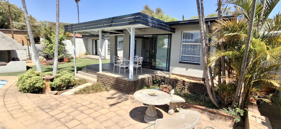 3 Bedroom Property for Sale in Sinoville Gauteng