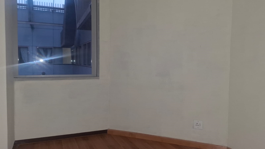 To Let 1 Bedroom Property for Rent in Marshalltown Gauteng