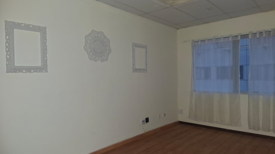 To Let 1 Bedroom Property for Rent in Marshalltown Gauteng