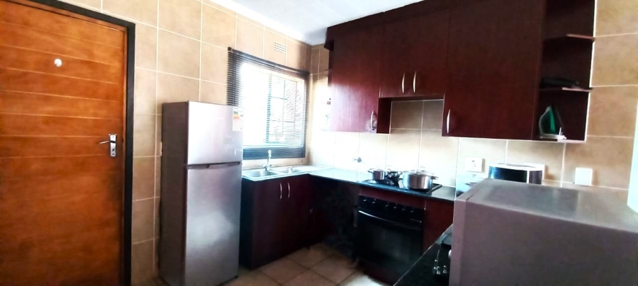 2 Bedroom Property for Sale in Sonneveld Gauteng