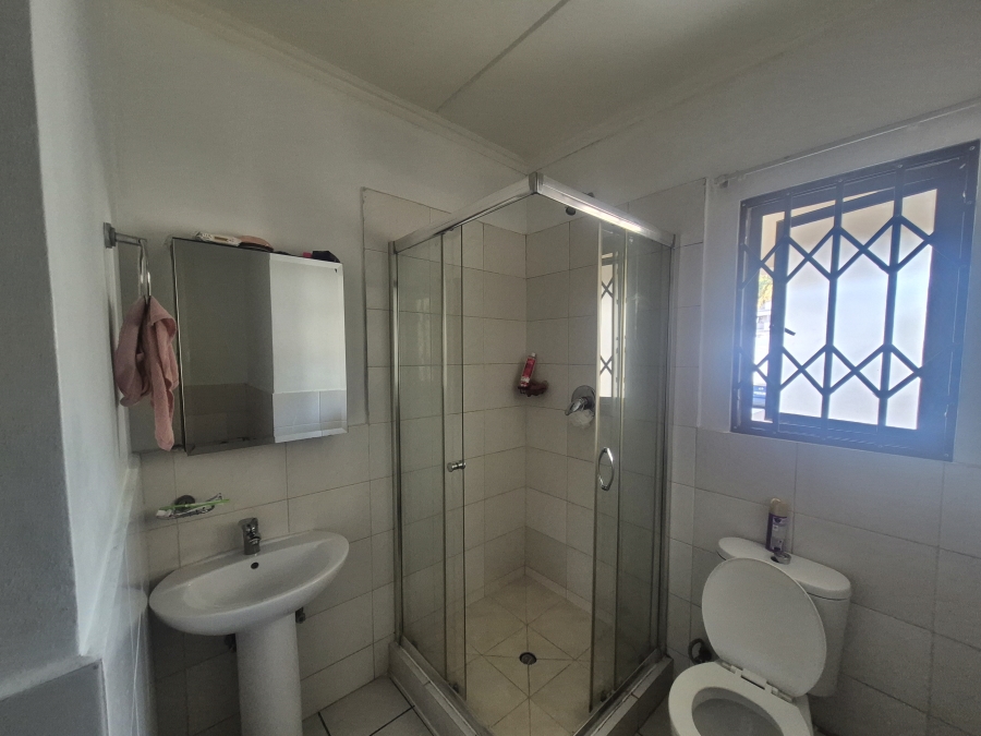 To Let 1 Bedroom Property for Rent in Noordwyk Gauteng