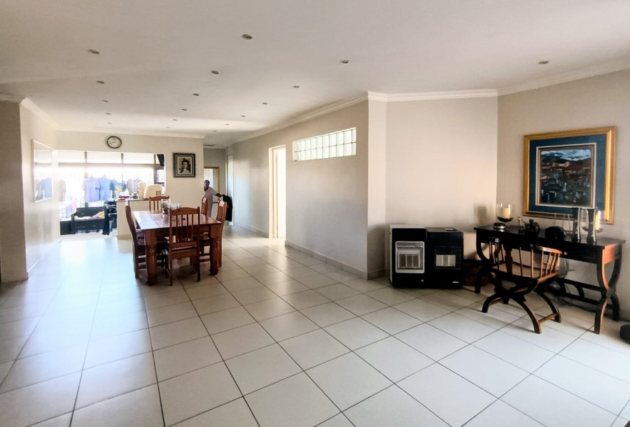 4 Bedroom Property for Sale in Sunward Park Gauteng