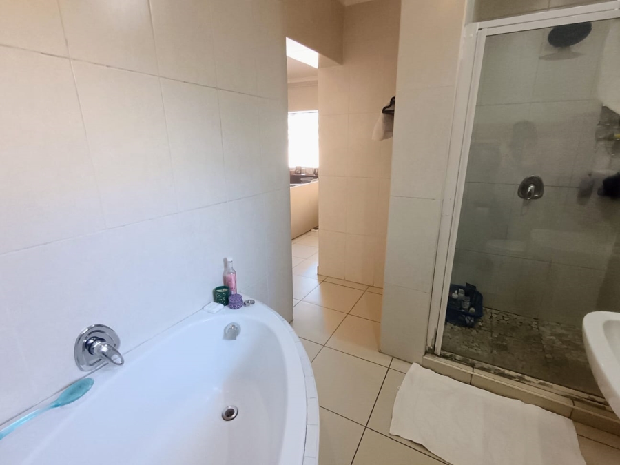 4 Bedroom Property for Sale in Sunward Park Gauteng