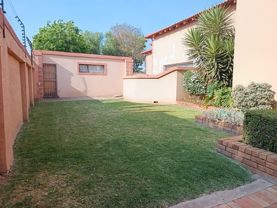 4 Bedroom Property for Sale in Sunward Park Gauteng
