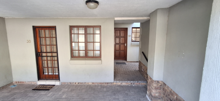 2 Bedroom Property for Sale in Olympus AH Gauteng