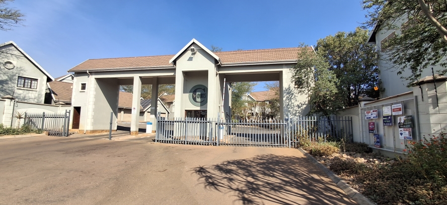 2 Bedroom Property for Sale in Olympus AH Gauteng
