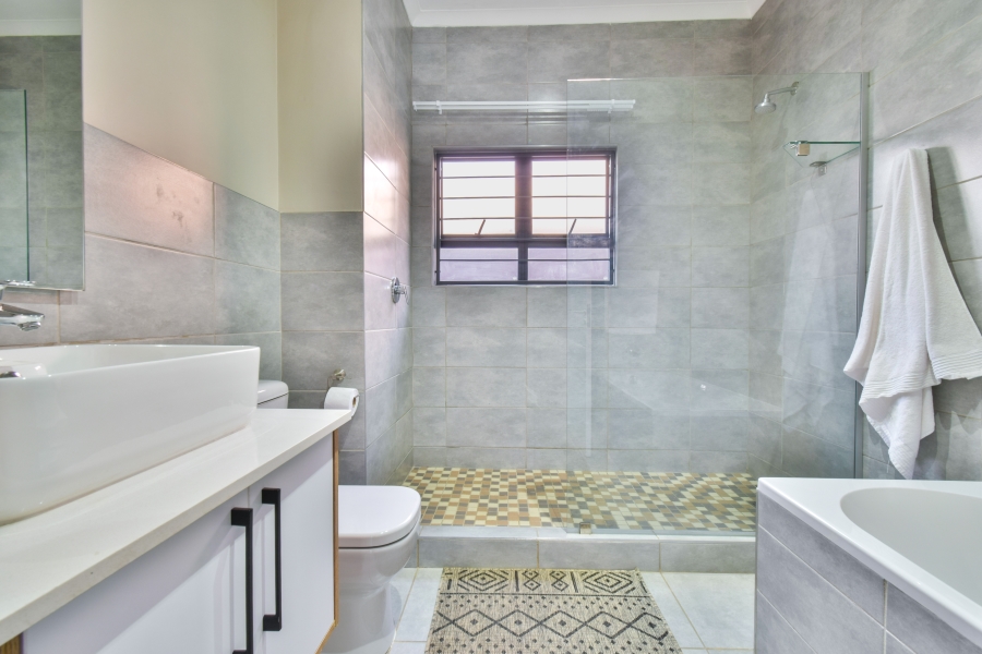 3 Bedroom Property for Sale in Olympus AH Gauteng