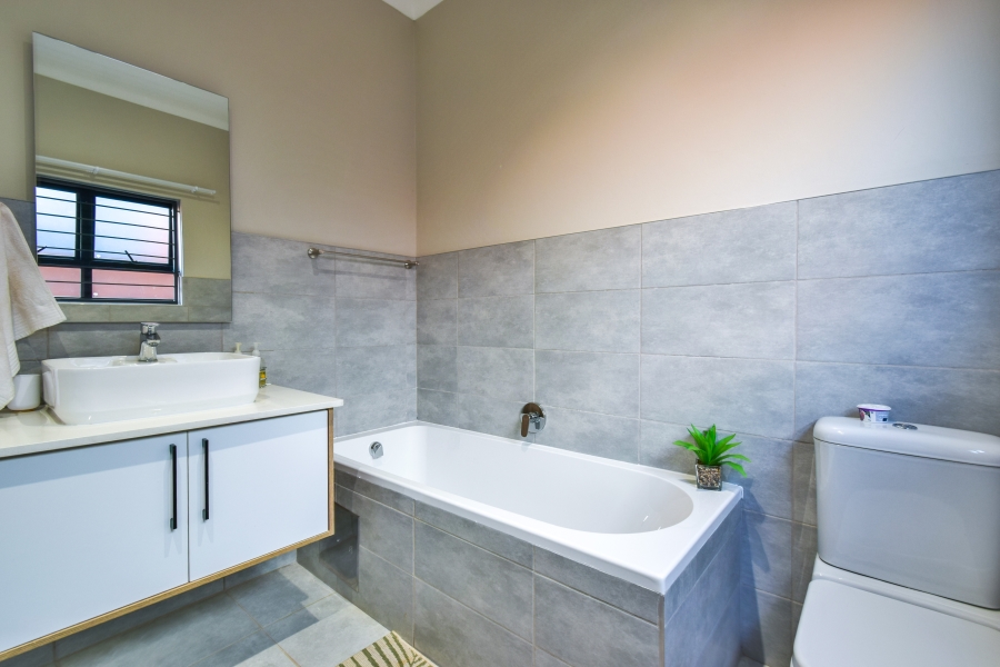 3 Bedroom Property for Sale in Olympus AH Gauteng