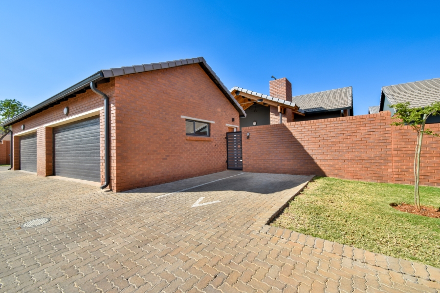 3 Bedroom Property for Sale in Olympus AH Gauteng