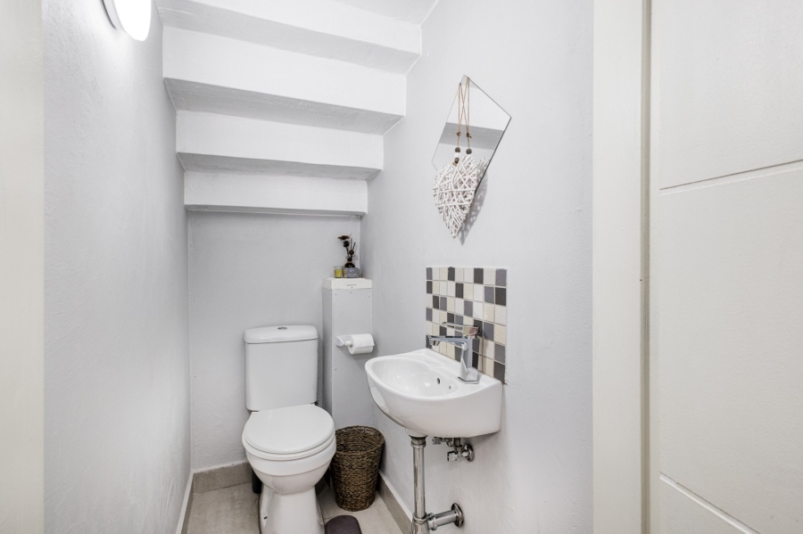 3 Bedroom Property for Sale in Paulshof Gauteng