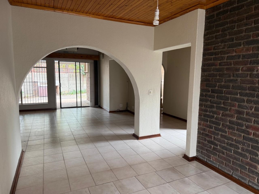 3 Bedroom Property for Sale in Brackenhurst Gauteng