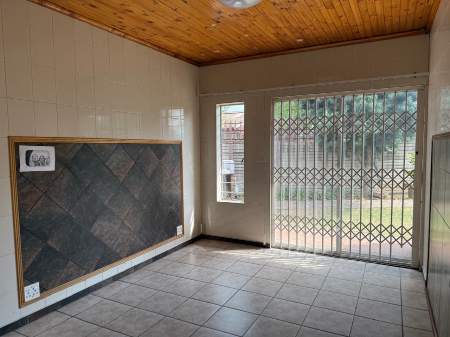 3 Bedroom Property for Sale in Brackenhurst Gauteng