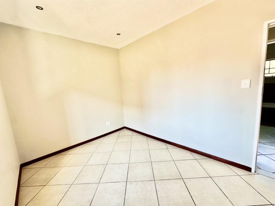 2 Bedroom Property for Sale in Sagewood Gauteng