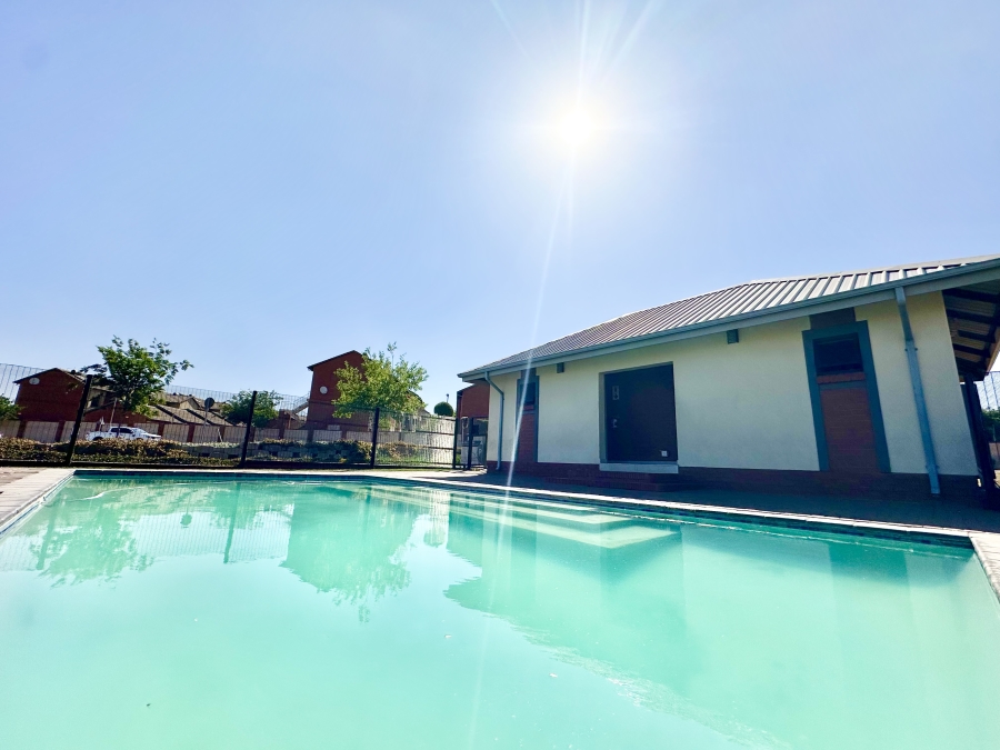 2 Bedroom Property for Sale in Sagewood Gauteng