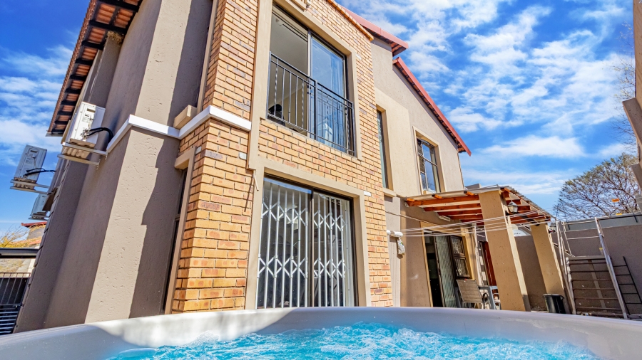 3 Bedroom Property for Sale in Witkoppen Gauteng