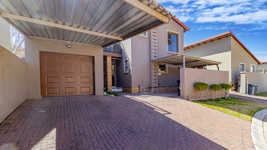 3 Bedroom Property for Sale in Witkoppen Gauteng