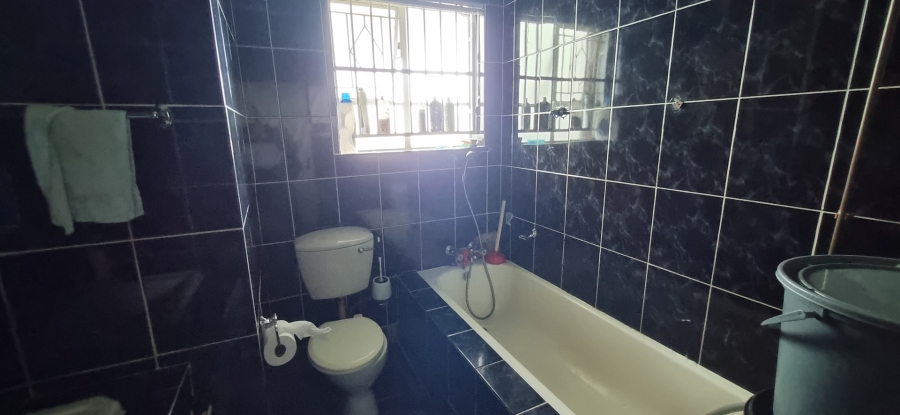 3 Bedroom Property for Sale in Denlee Gauteng