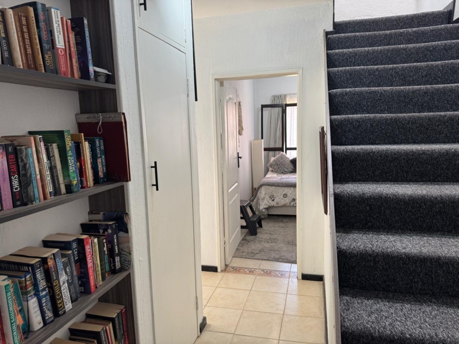 To Let 3 Bedroom Property for Rent in Weavind Park Gauteng