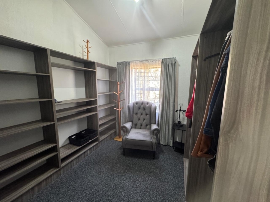 To Let 3 Bedroom Property for Rent in Weavind Park Gauteng