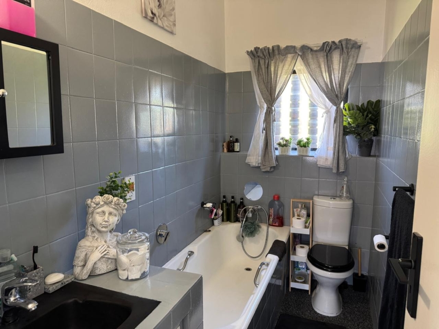 To Let 3 Bedroom Property for Rent in Weavind Park Gauteng