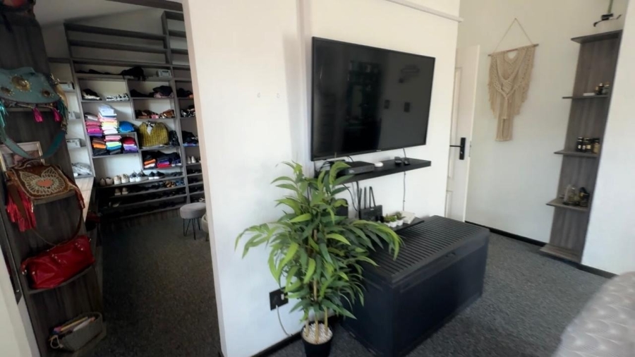To Let 3 Bedroom Property for Rent in Weavind Park Gauteng