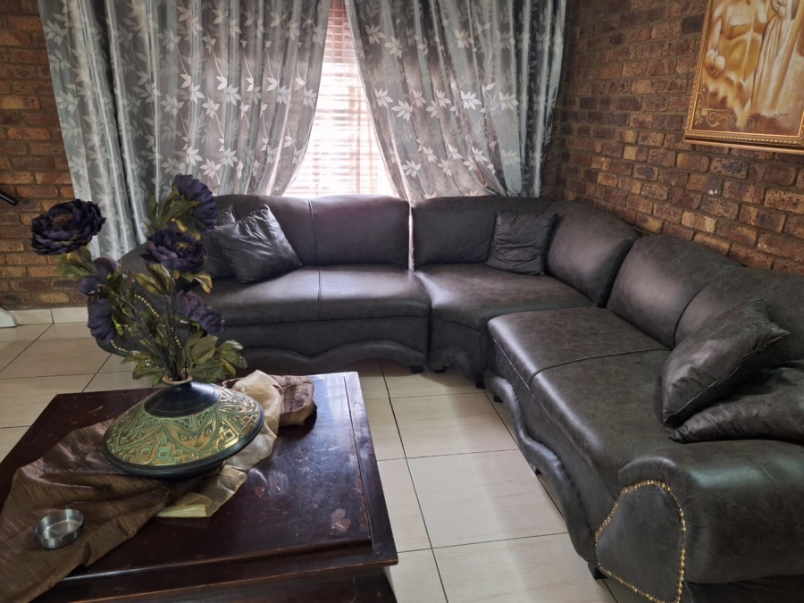 5 Bedroom Property for Sale in Vaal Marina Gauteng
