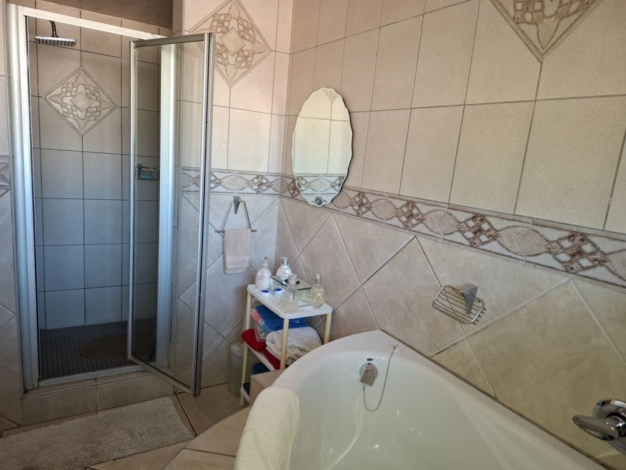 2 Bedroom Property for Sale in Benoni Central Gauteng