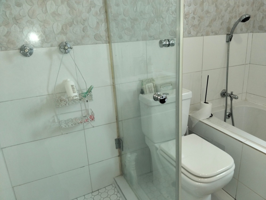 2 Bedroom Property for Sale in Edenburg Gauteng
