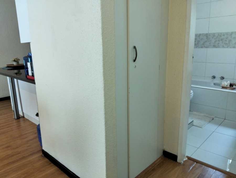 2 Bedroom Property for Sale in Edenburg Gauteng