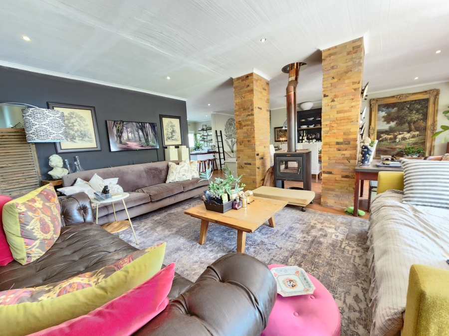 4 Bedroom Property for Sale in Waterkloof Ridge Gauteng