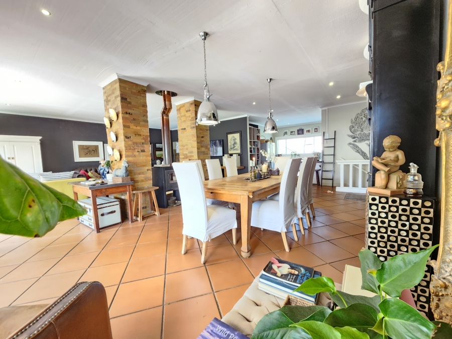 4 Bedroom Property for Sale in Waterkloof Ridge Gauteng